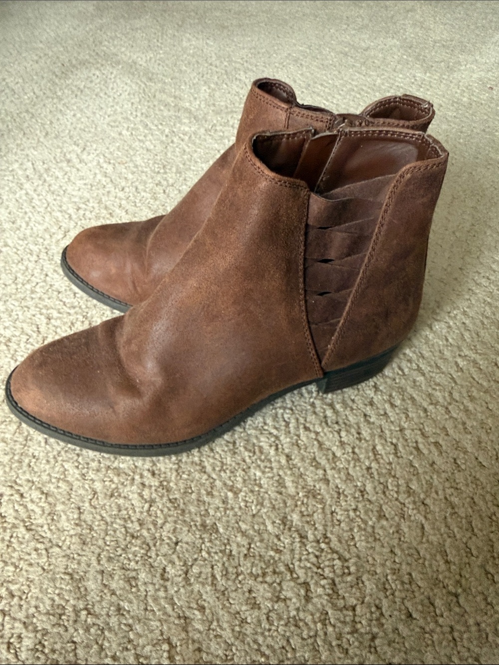 Carlos Santana Women’s Brown Suede Ankle Boots